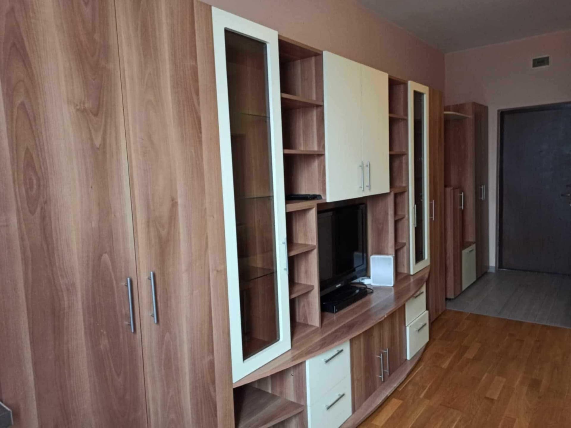 GARSONIERA 22 MP  de vanzare - imagine 1