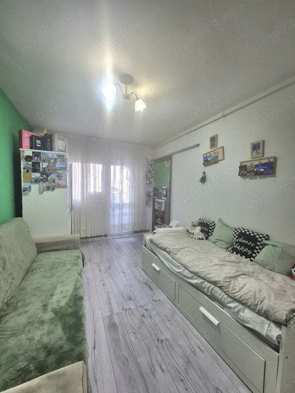 Garsonieră decomandată   Mărăști