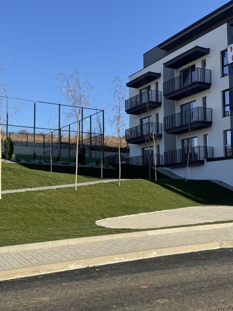 Apartament 3 camere 56mp + terasa 5mp  Zona Regal - imagine 1