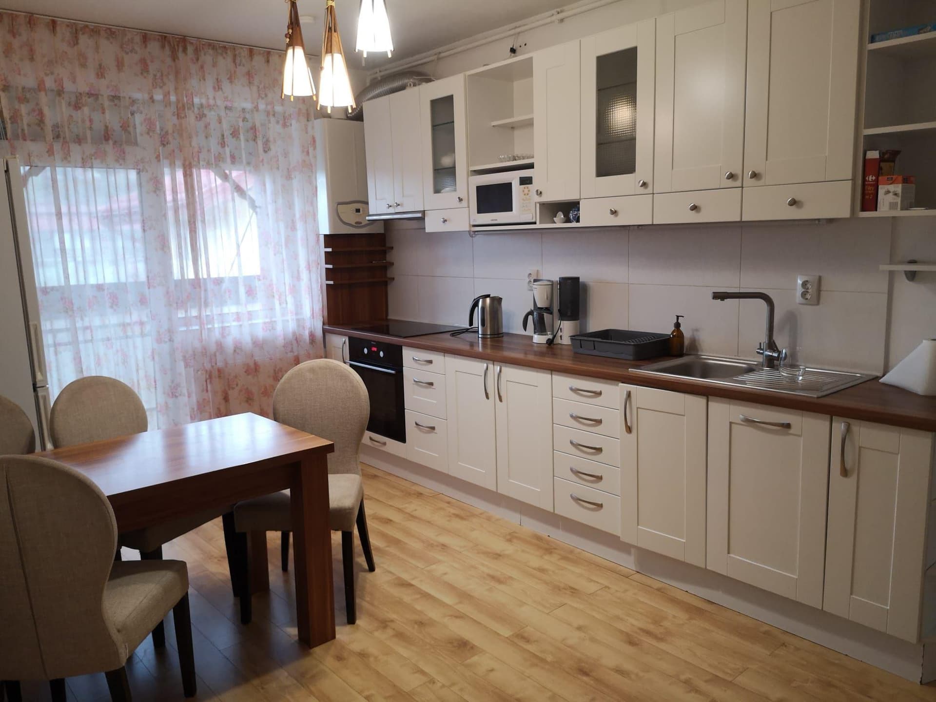 Închiriez apartament 3 camere Floresti Eroilor - imagine 1