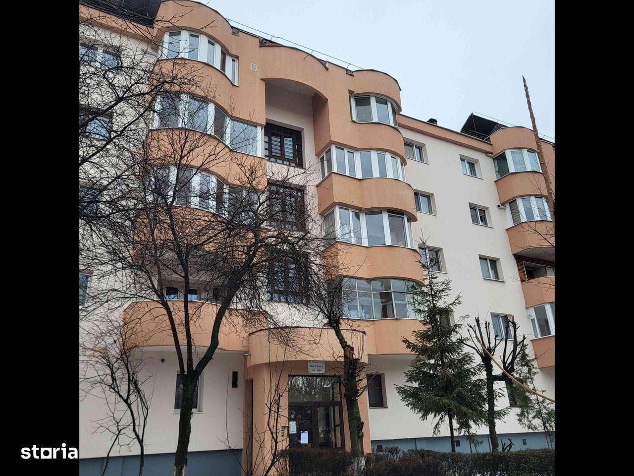 Vand apartament 2 camere în Plopilor - imagine 1