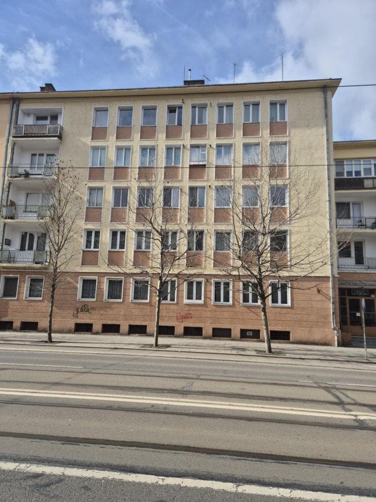 Apartament 2 camere de vânzare ,strada Horea. - imagine 1