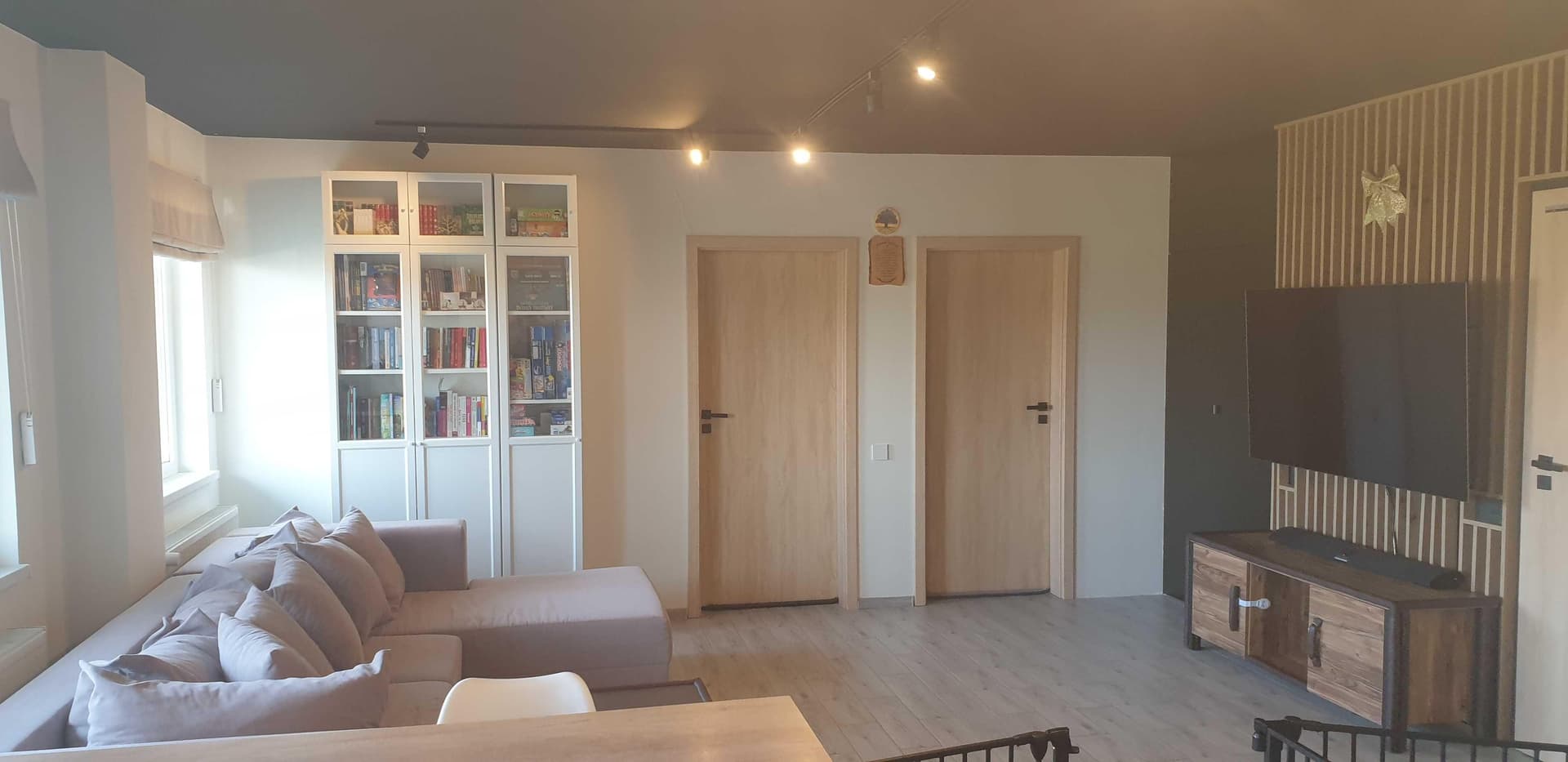 Vindem apartament modern cu parcare și tehnologie smart | Florești - imagine 1