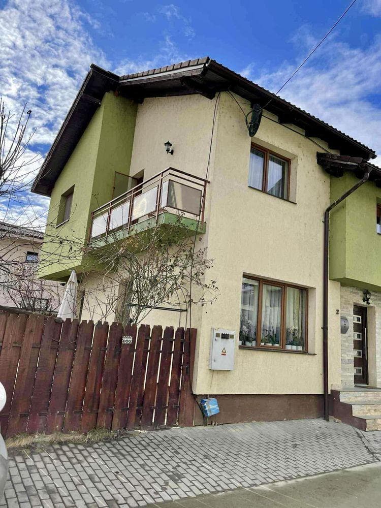 Comison 0%! Duplex de vanzare in zona Urusagului pe strada privata - imagine 1