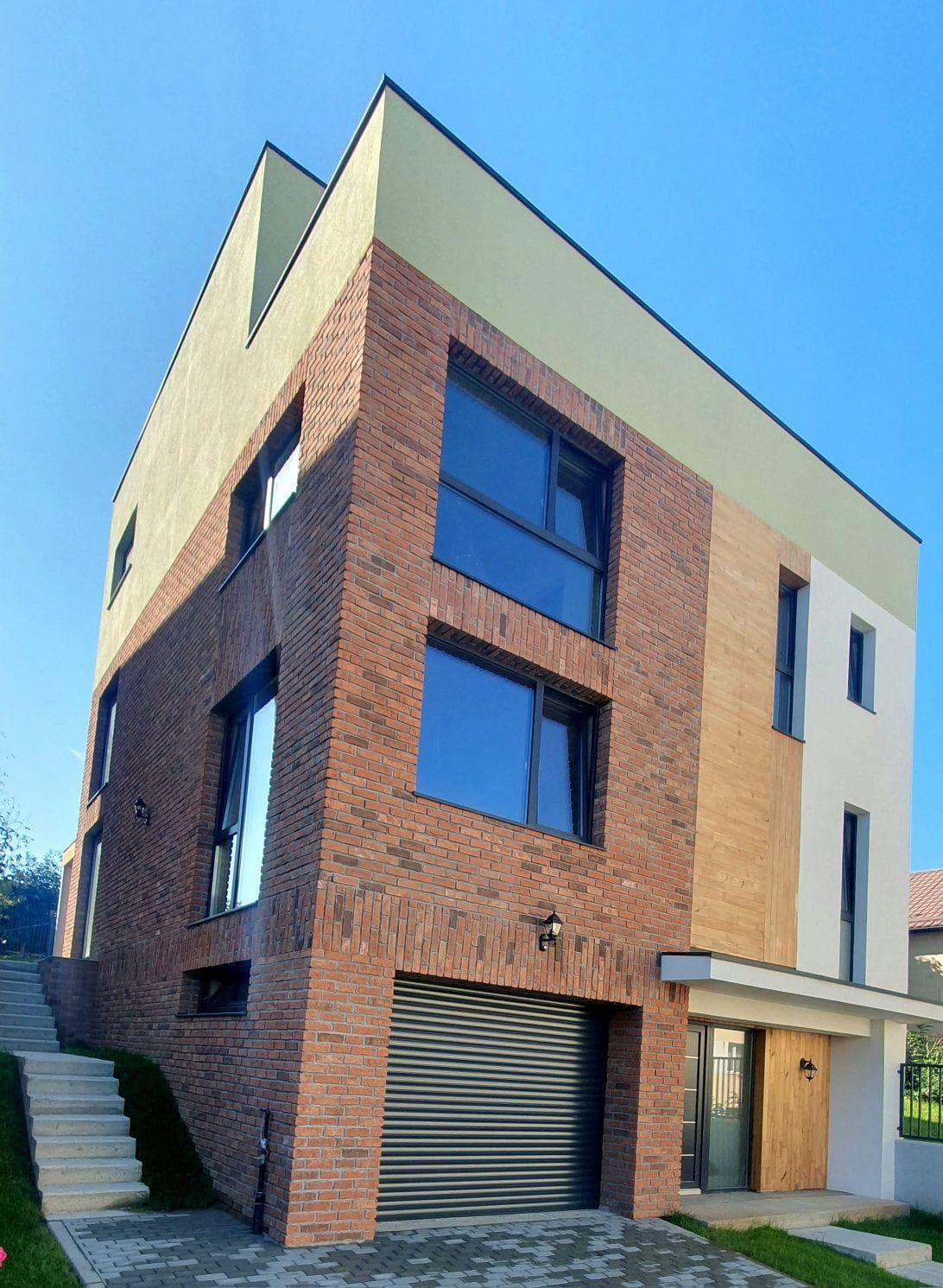 Casa - Vila de lux  Gruia- str. Vanatorului - imagine 1