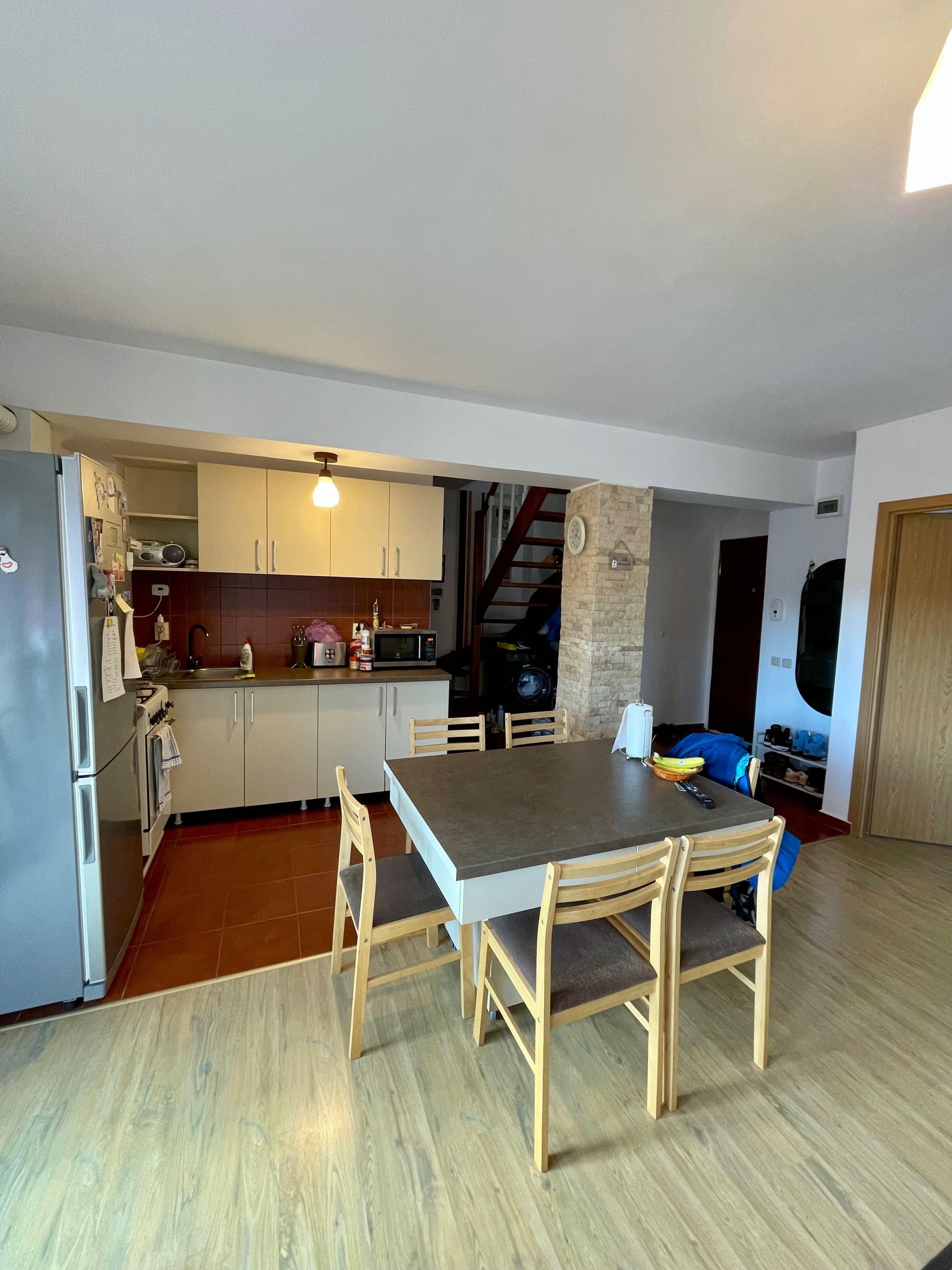 Vand Apartament in vila - imagine 1