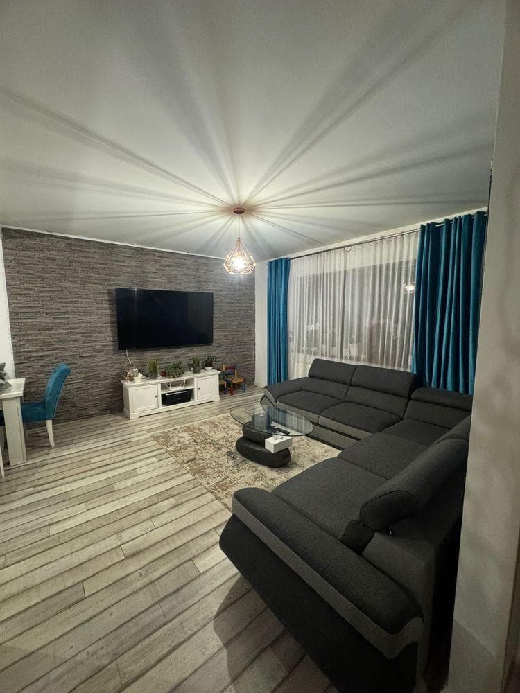 Duplex de vanzare - imagine 1