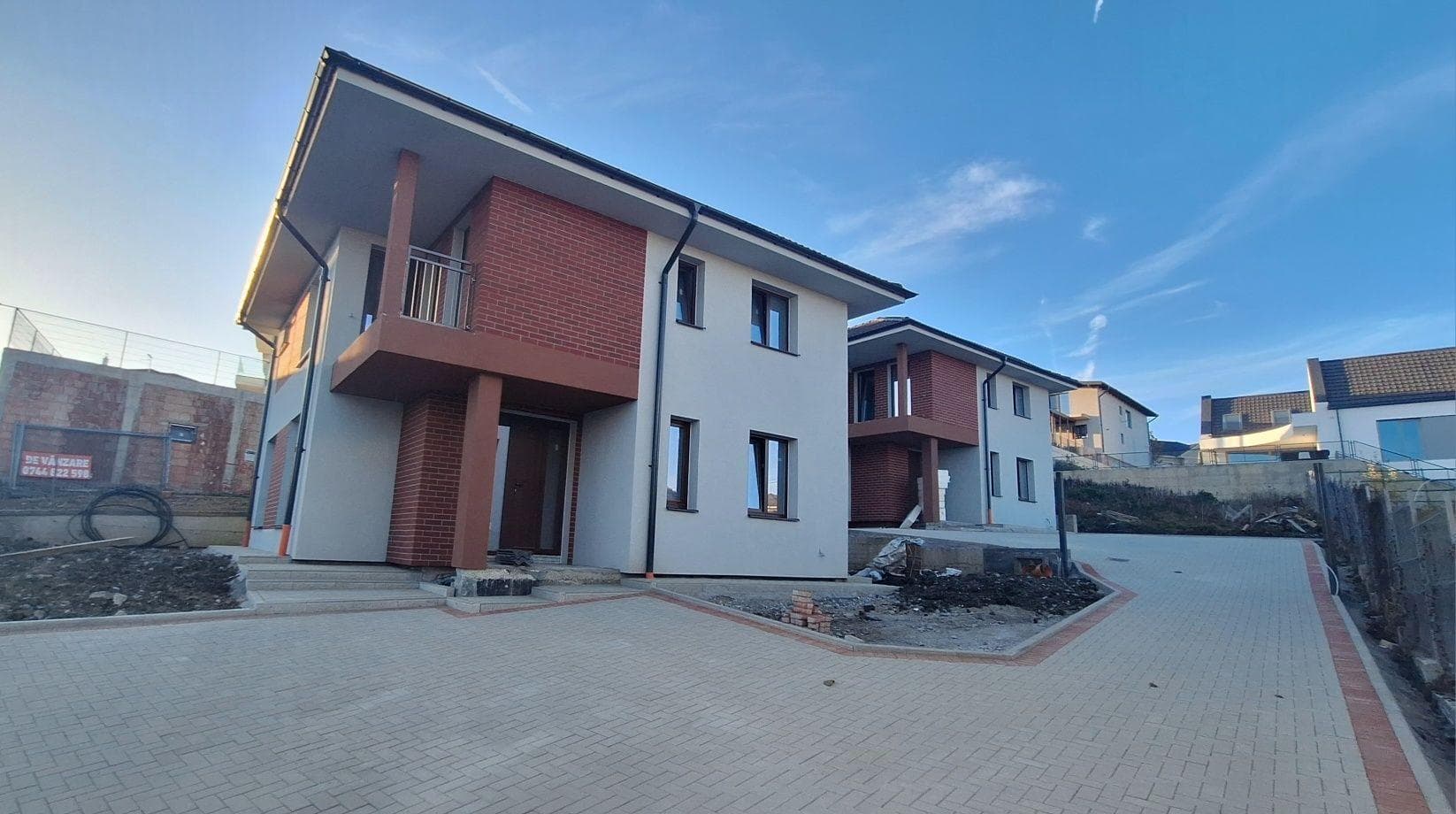 Eficienta energetica NZEB-  2 case -DEZMIR - APAHIDA - imagine 1