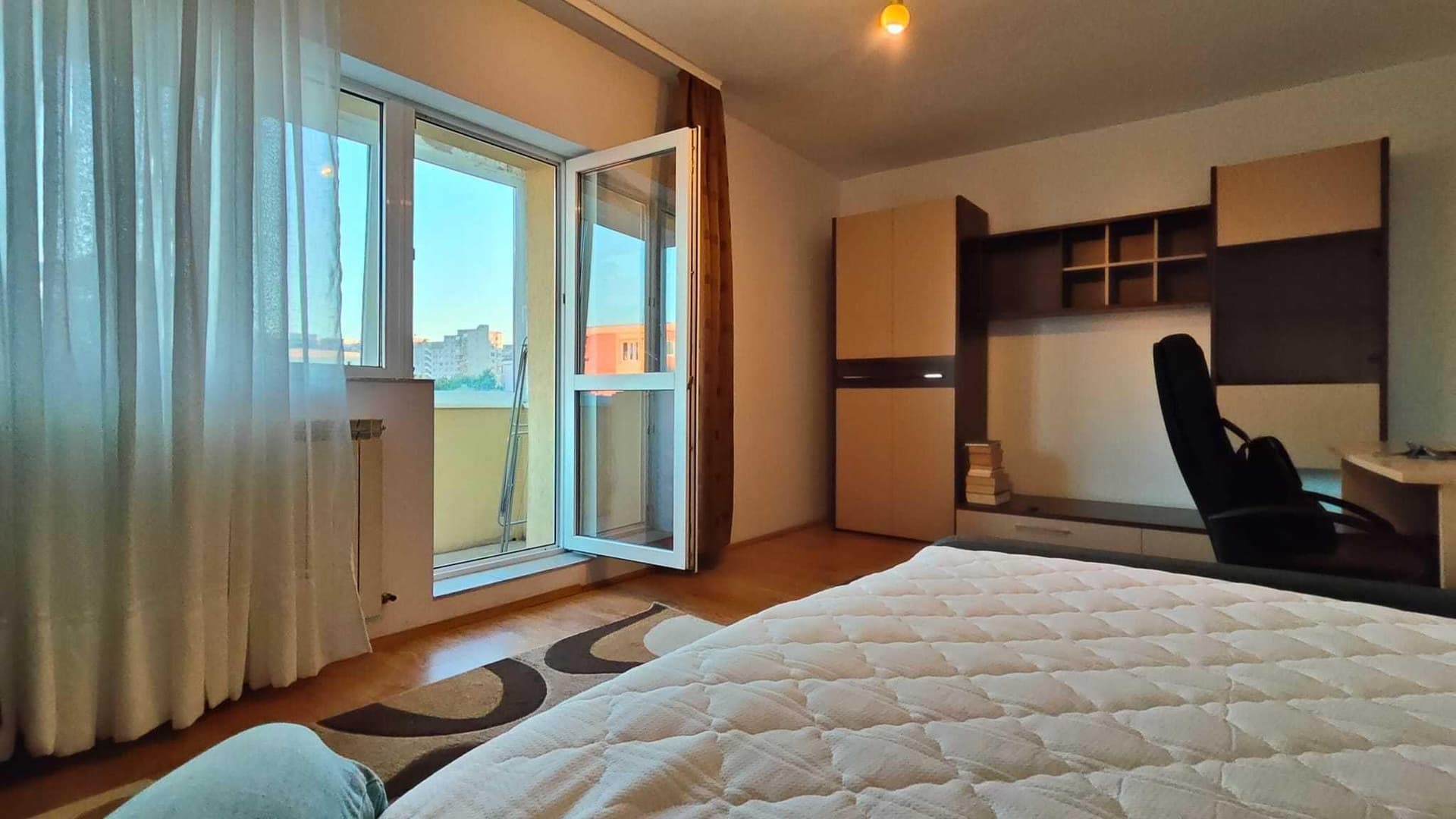 camera de inchiriat cartier Marasti, str. Anina- in apart de 4 camere - imagine 1