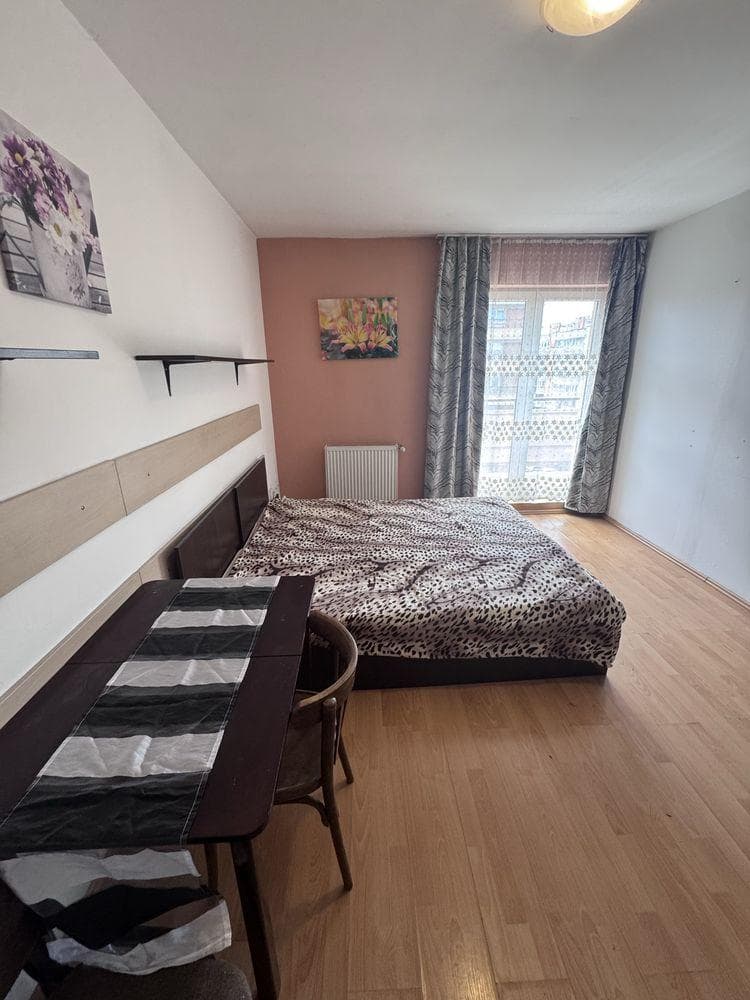 Garsoniera de inchirat Gheorgheni - imagine 1