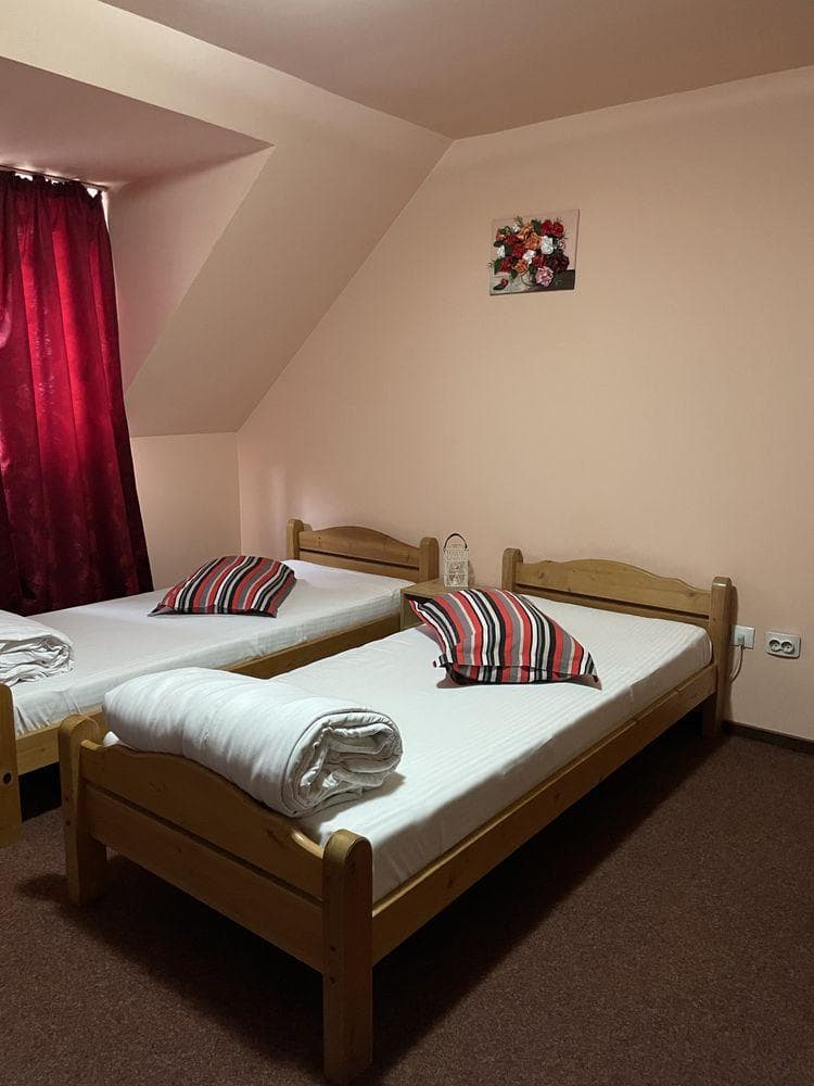 Inchiriez , cheltuieli incluse in pret - imagine 1