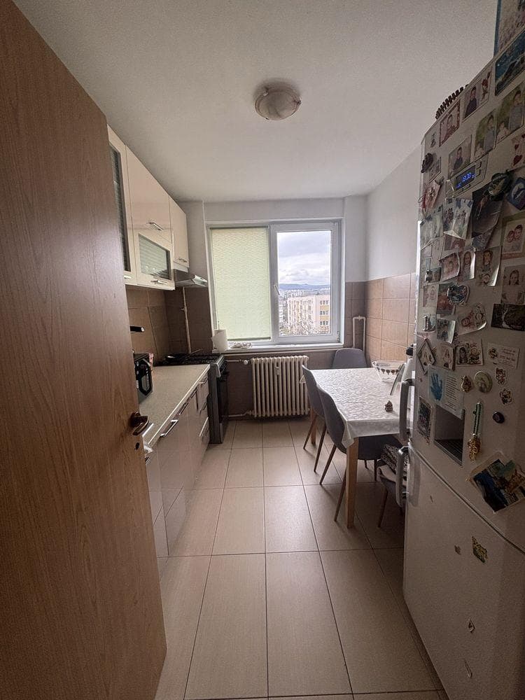 Vand apartament cu 3 camere Grigorescu