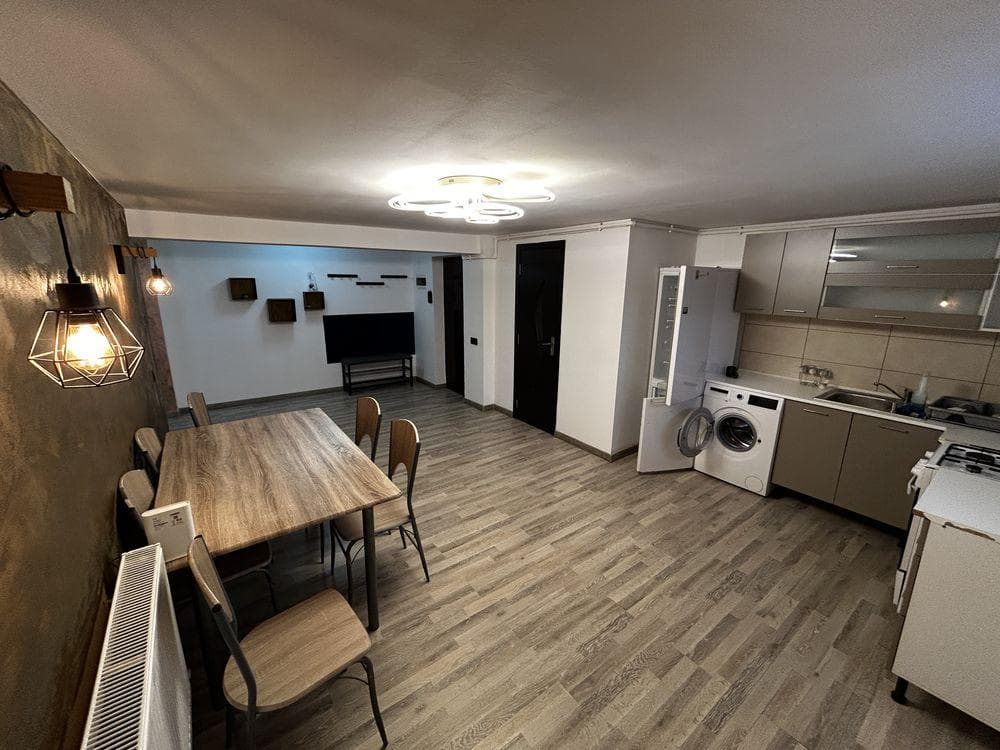 Inchiriez apartament 74 mp - imagine 1