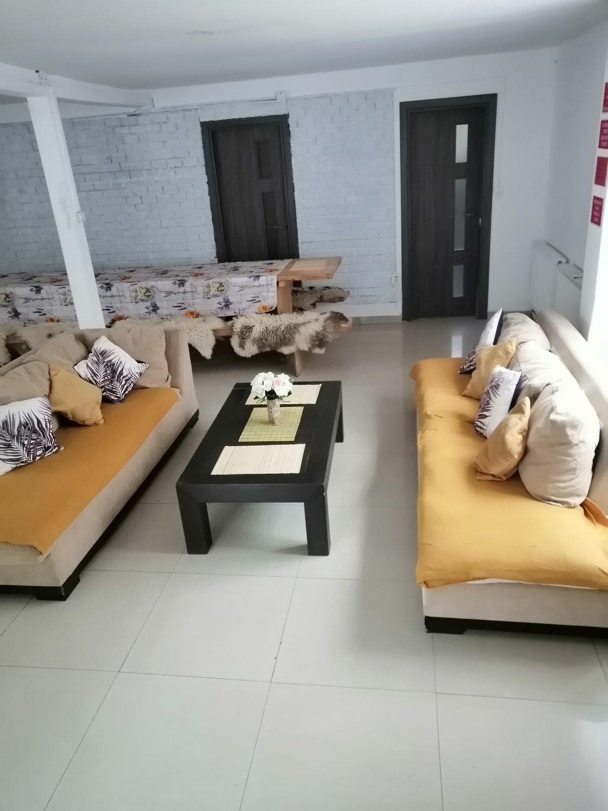 Închiriez cabana in Floresti - imagine 1