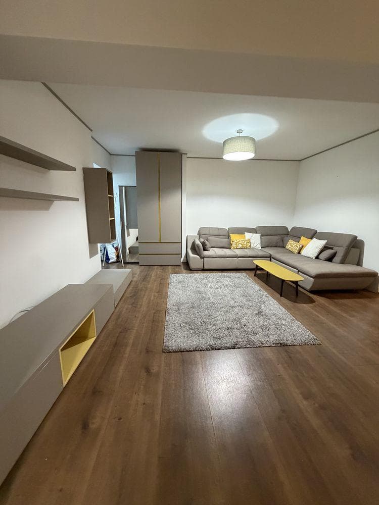 Apartament 2 camere de inchiriat zona Plopilor Cluj