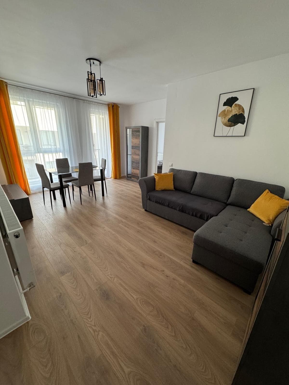 Apartament de închiriat - imagine 1