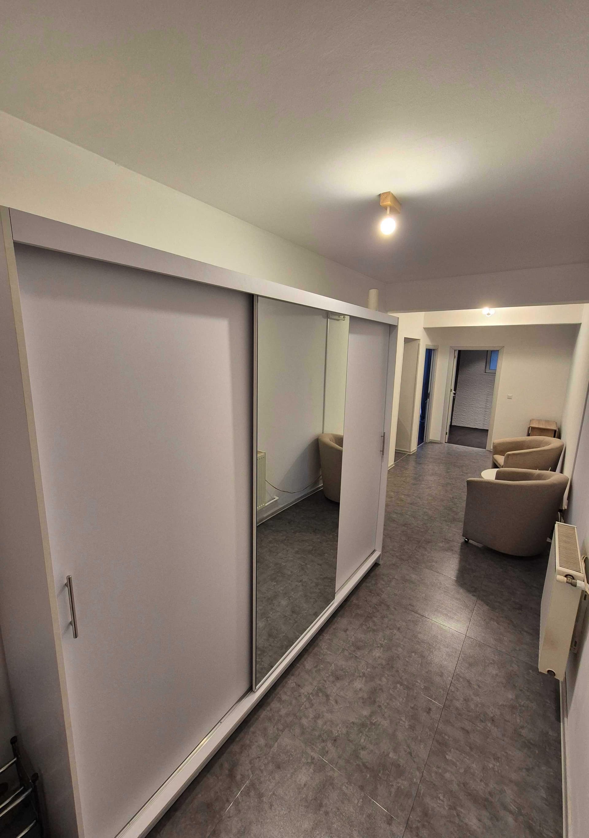 Inchiriere apartament 2 camere, 68 mp, Floresti - imagine 1