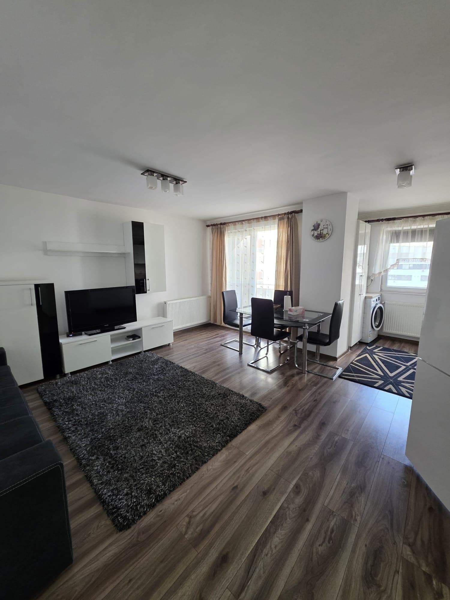 Ap 2 camere zona VIVO - imagine 1