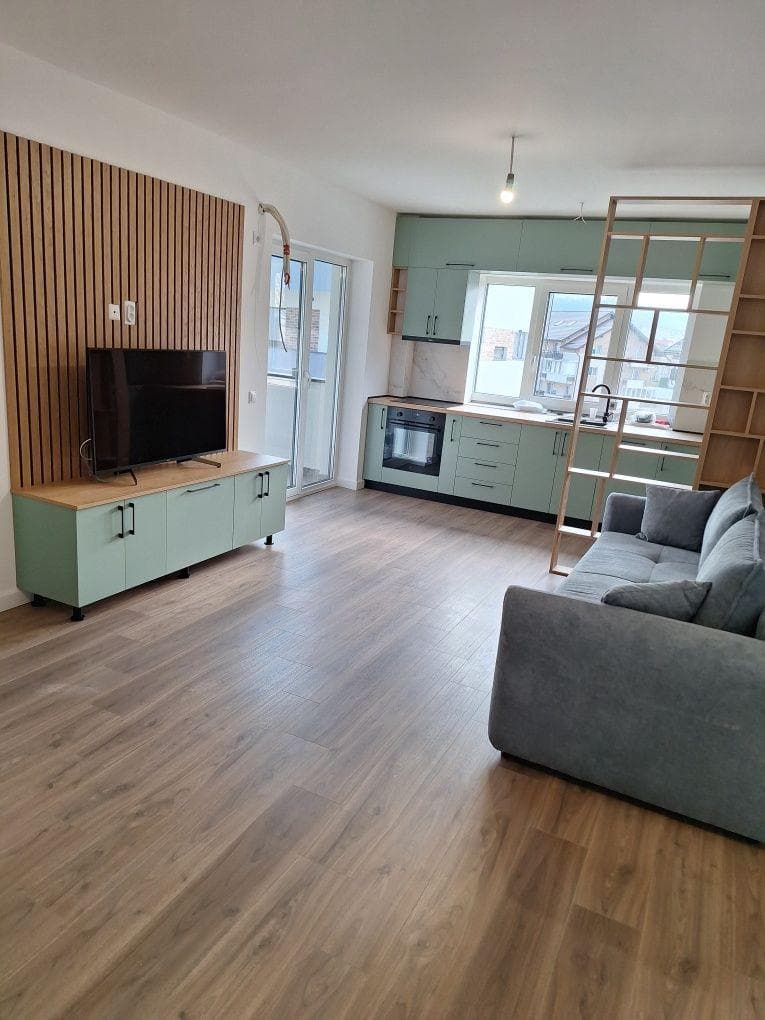 Inchiriez apartament 3 camere  nou - imagine 1