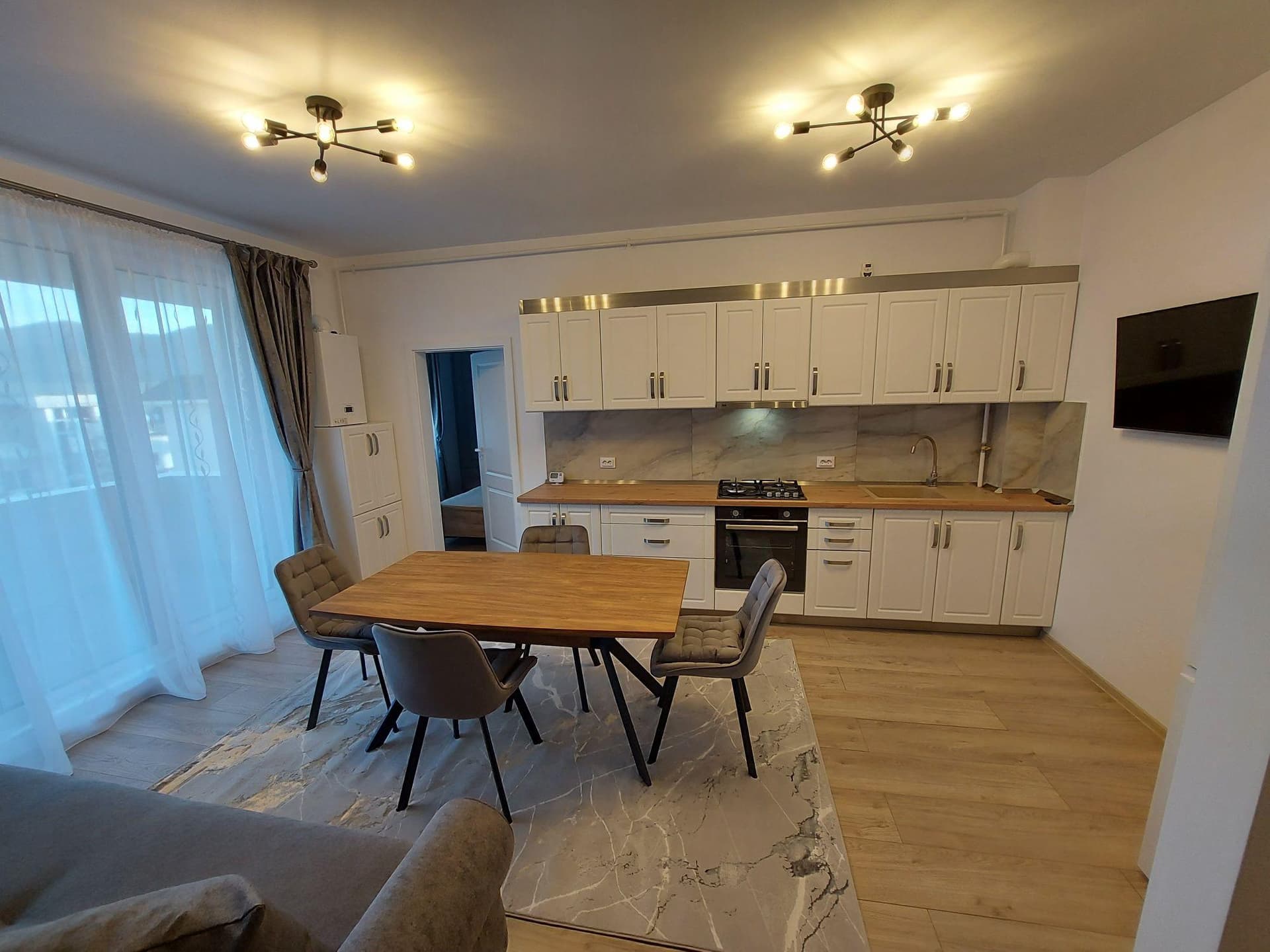 De închiriat apartament 3cam.60mp.str.Cetății 380 D Floresti,Cluj - imagine 1