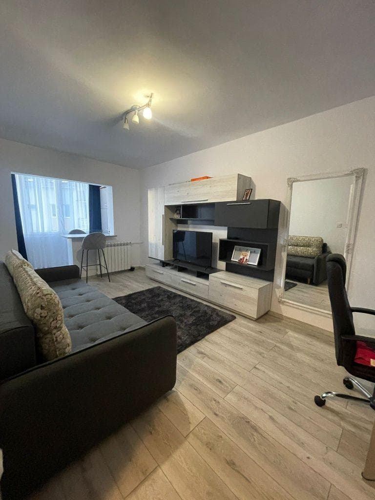 Garsoniera 1 camera. - imagine 1