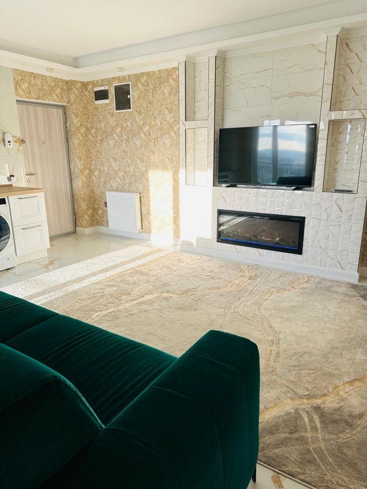 De Vanzare apartament 3 camere zona Vivo - imagine 1