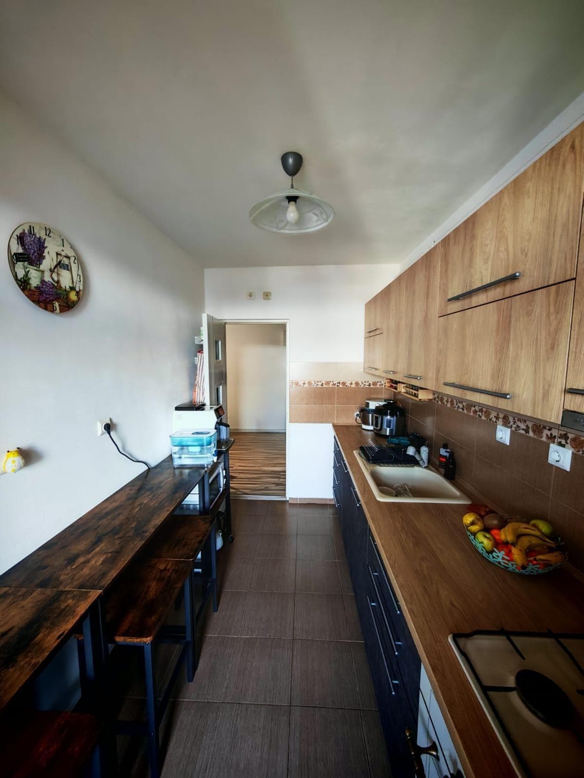 Apartament 3 camere Sub Cetate Poligon baza sportiva - imagine 1