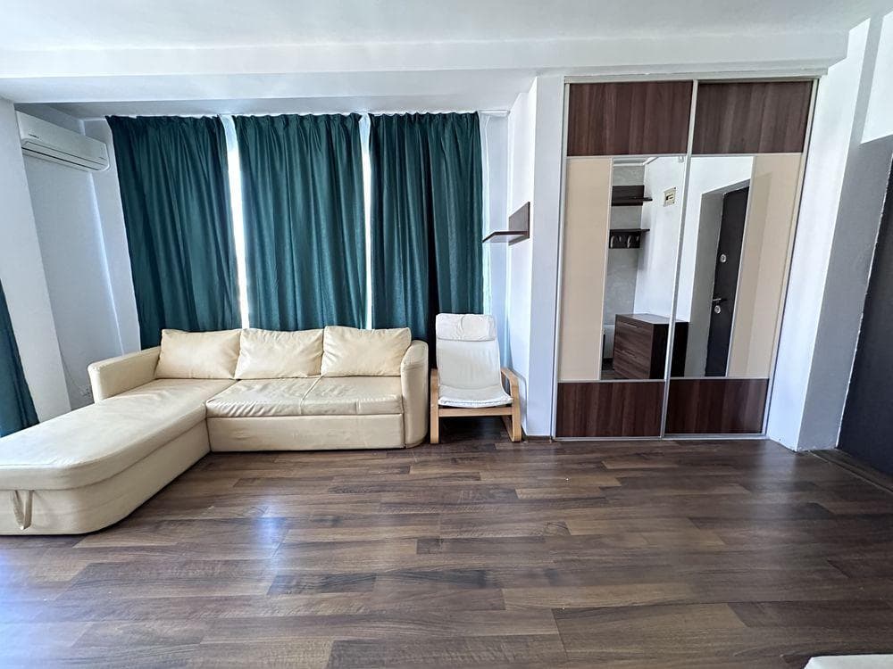 Inchiriez apartament in Floresti, str Teilor - imagine 1