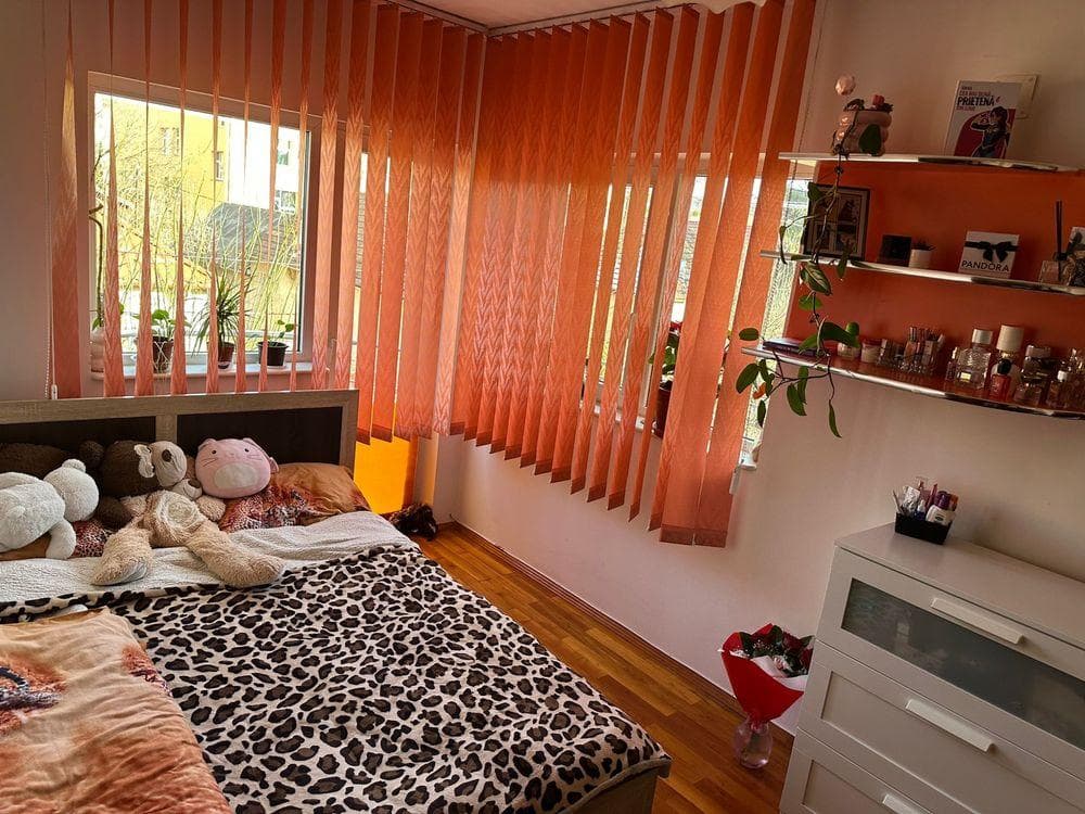 Inchiriez garsoniera - imagine 1