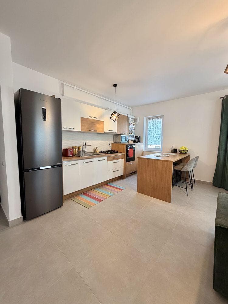 Inchiriez apartament - imagine 1