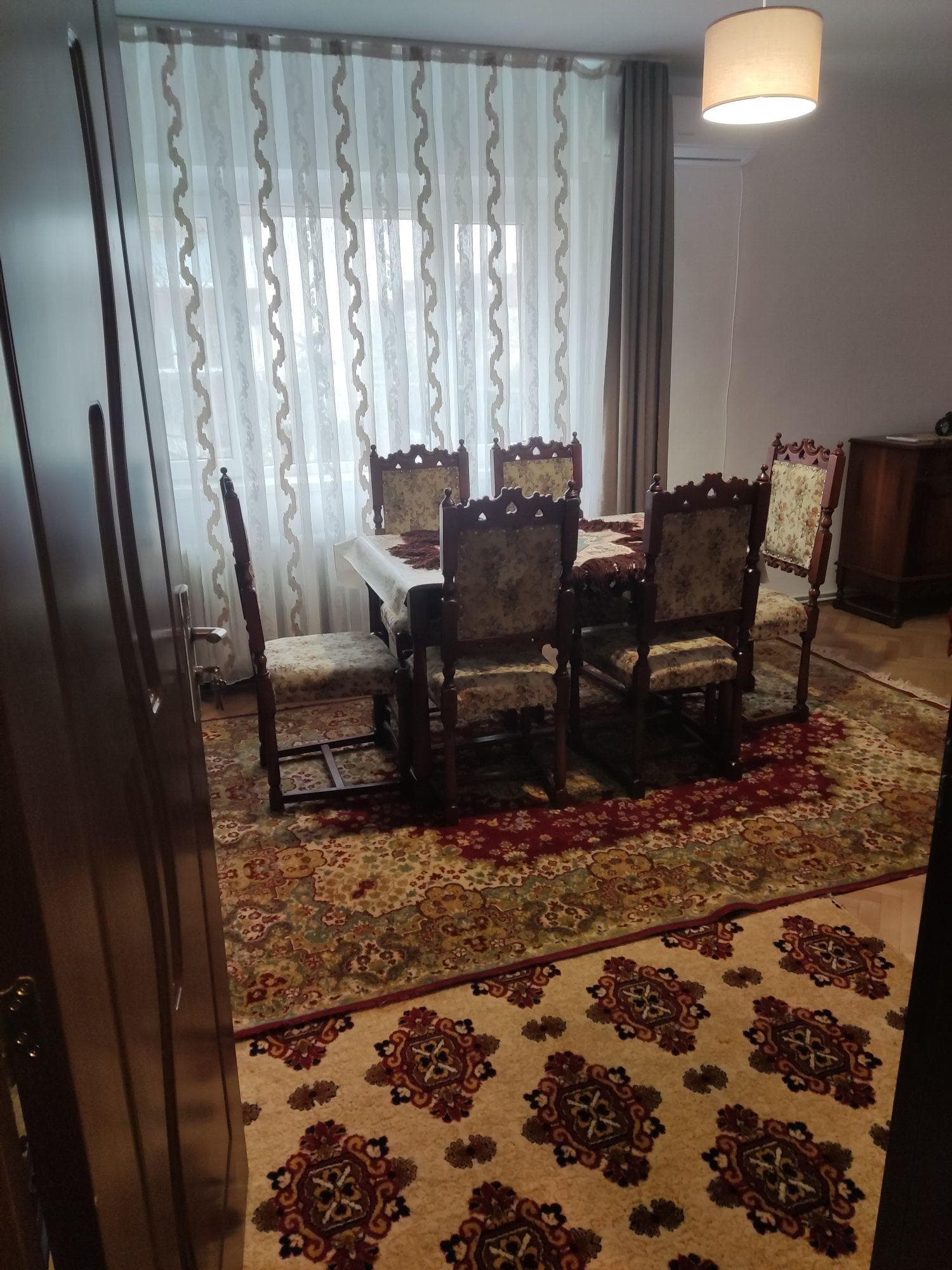 Dau în chirie apartament 2 camere - imagine 1