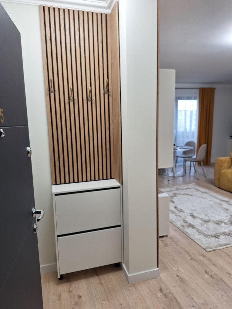 Închiriez apartament  2 cam  Marasti str. Dionisie Roman n r 3 - imagine 1