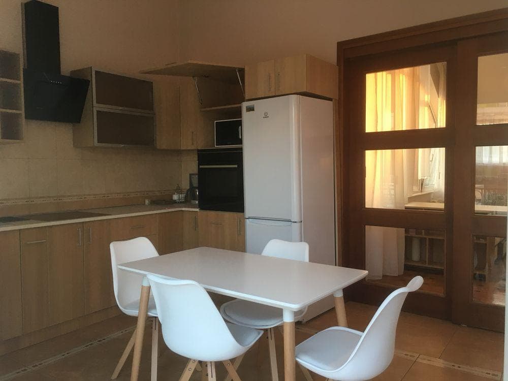 Inchiriez apartament 2 camere Zorilor,zona Sigma center,str.Descartes - imagine 1