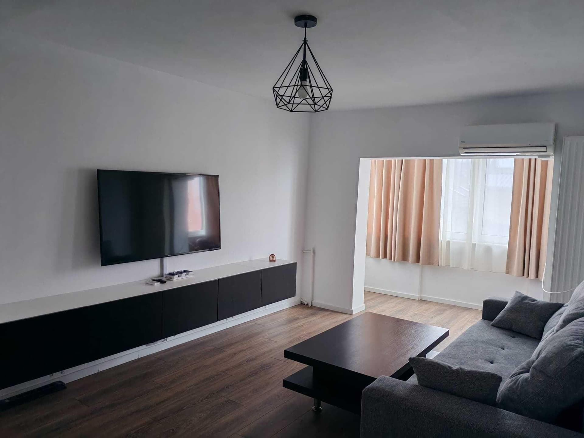 PF inchiriez apart 2 camere cu garaj  cartier Zorilor ,fara agentie - imagine 1