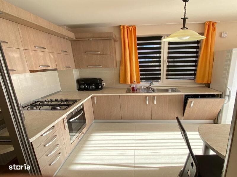 Apartament cu 3 camere, zona CBC si Royal school - imagine 1