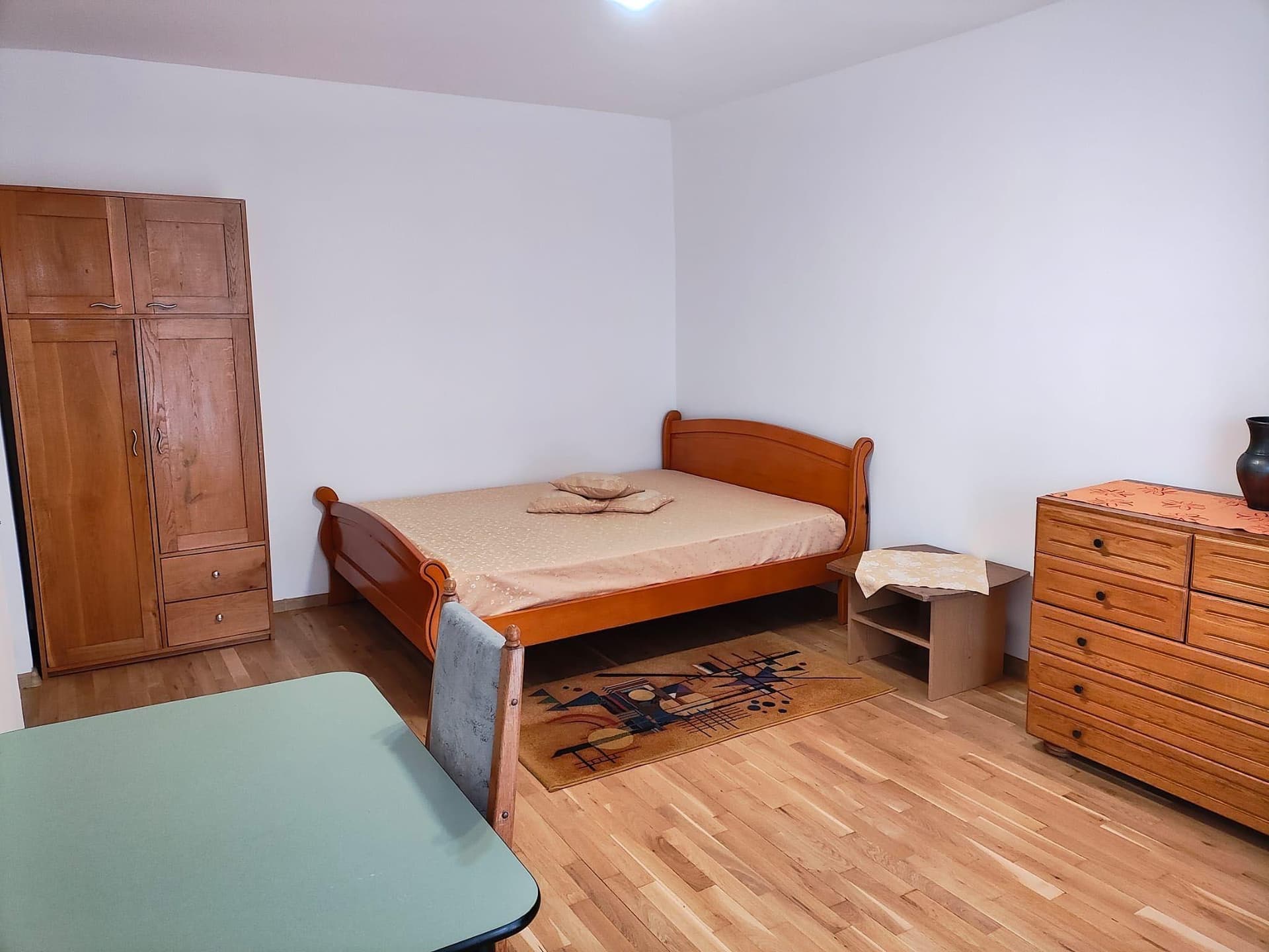 Super ofertă! Proprietar închiriez apartament 3 cam. Mănăștur - imagine 1