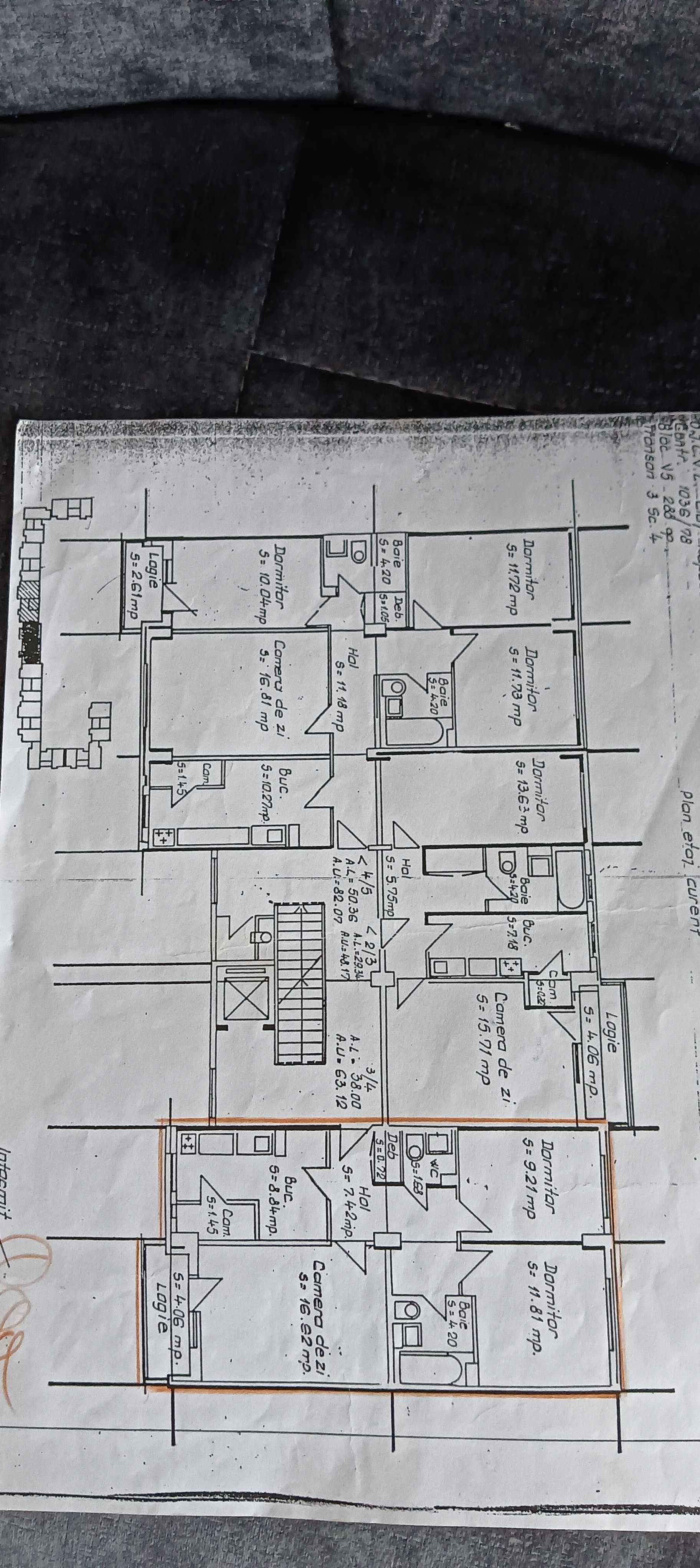 Persoana fizica, vând apartament 3 camere - imagine 1
