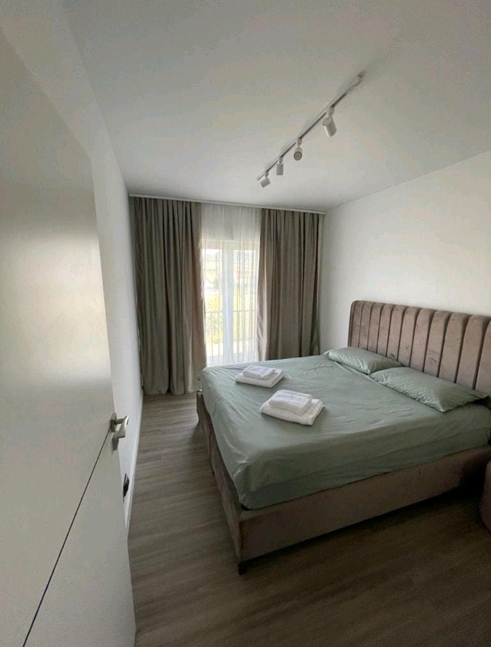 Apartament 2 camere strada Mihai Romanul - imagine 1