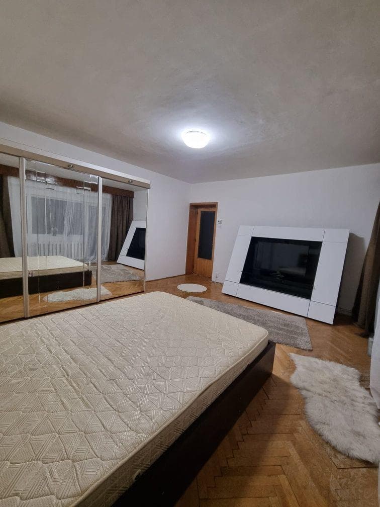 Caut coleg de apartament - imagine 1