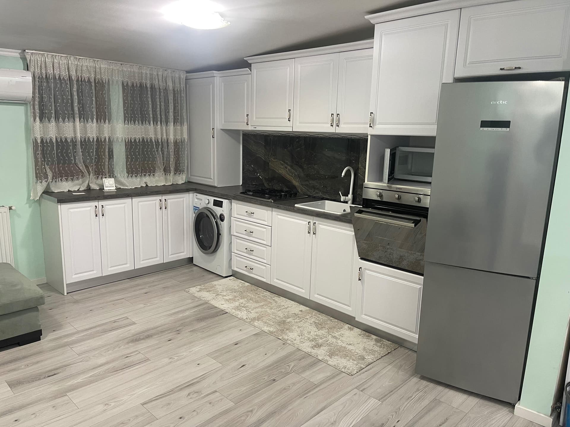 Chirie str Profesor Ioan Rus 3 camere - imagine 1