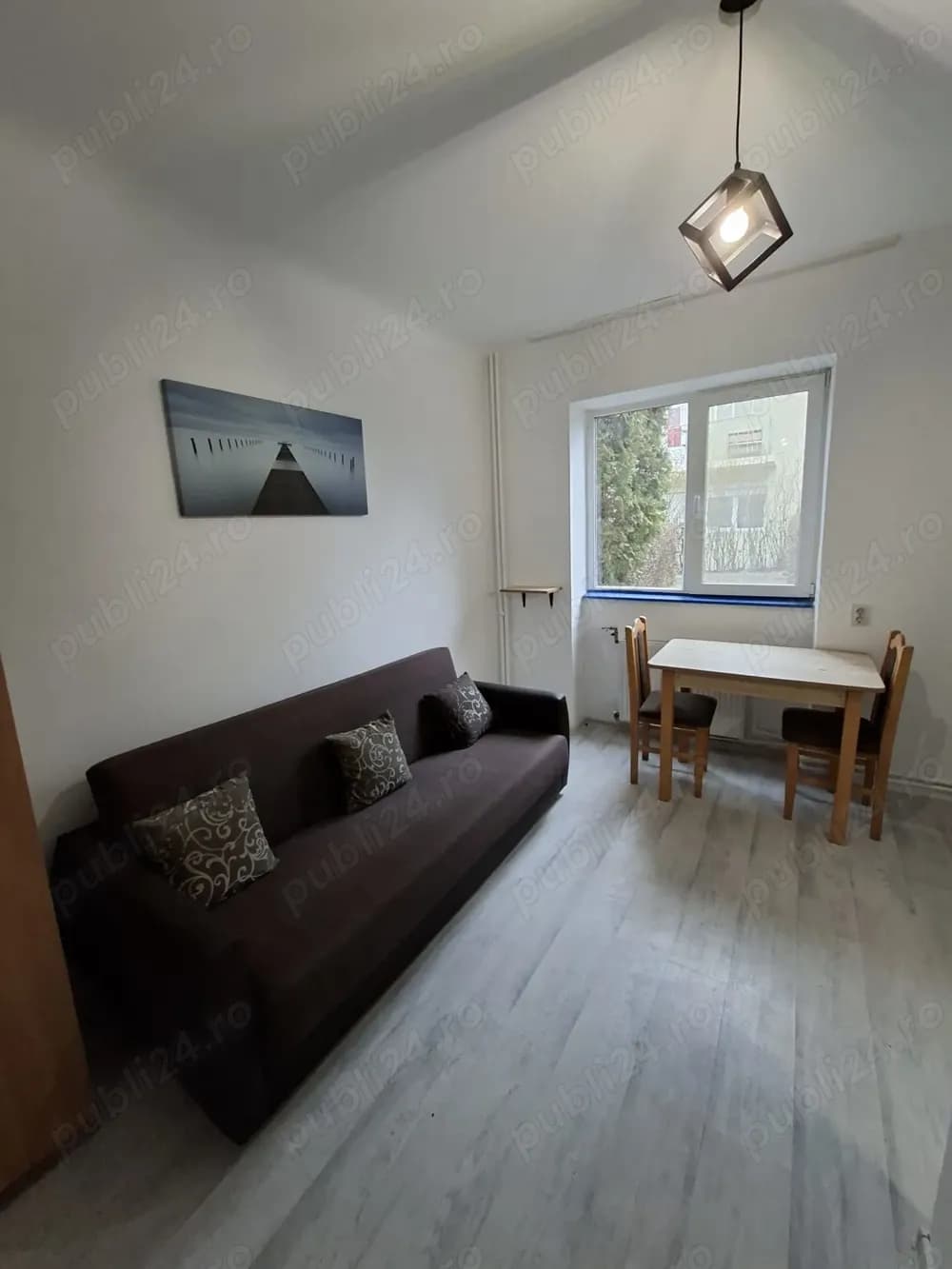 Persoana Fizica vand garsoniera in Gruia - 44.500 euro Apartament Gruia de vanzare Garsoniera Gara