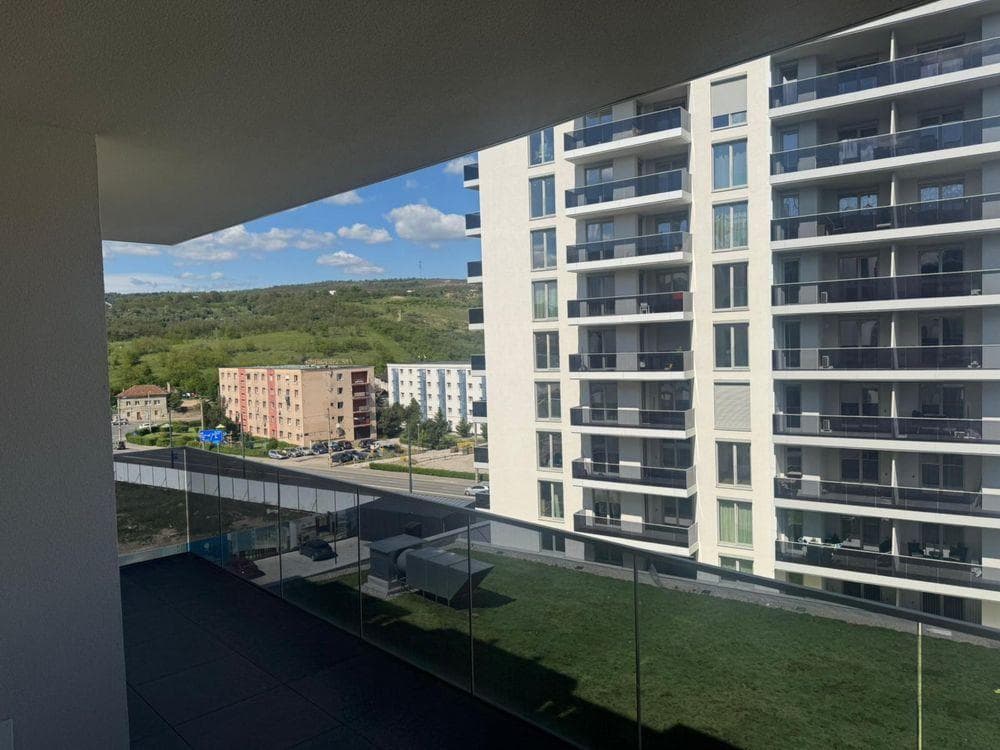 Persoana fizica Apartament 3 camere Elite City – spațios cu CF - imagine 1