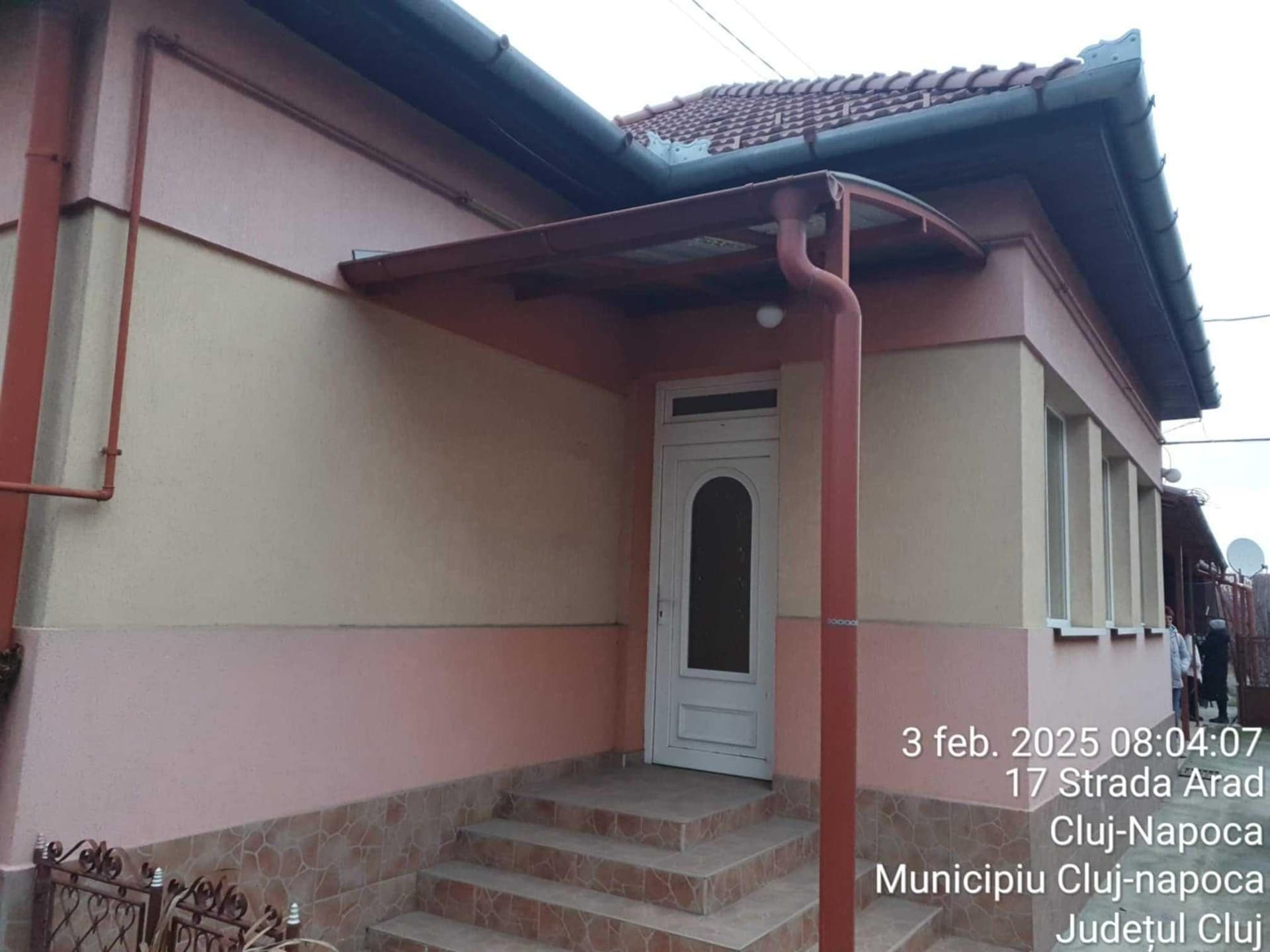 Casă cu 1200 mp teren de vânzare.Cluj Napoca, cartierul Bulgaria. - imagine 2