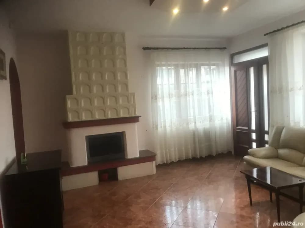 Închiriere casa individuală