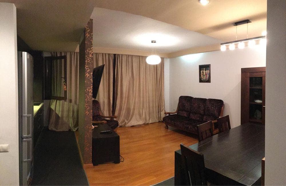 Apartament de închiriat în Andrei Mureșanu 3 camere