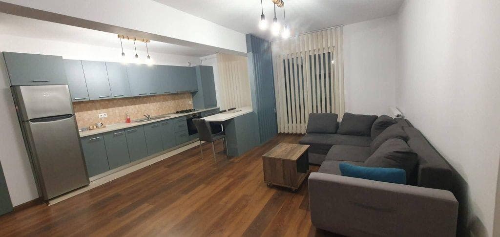 Închiriez apartament 2 camere str Eroilor Floresti - imagine 1